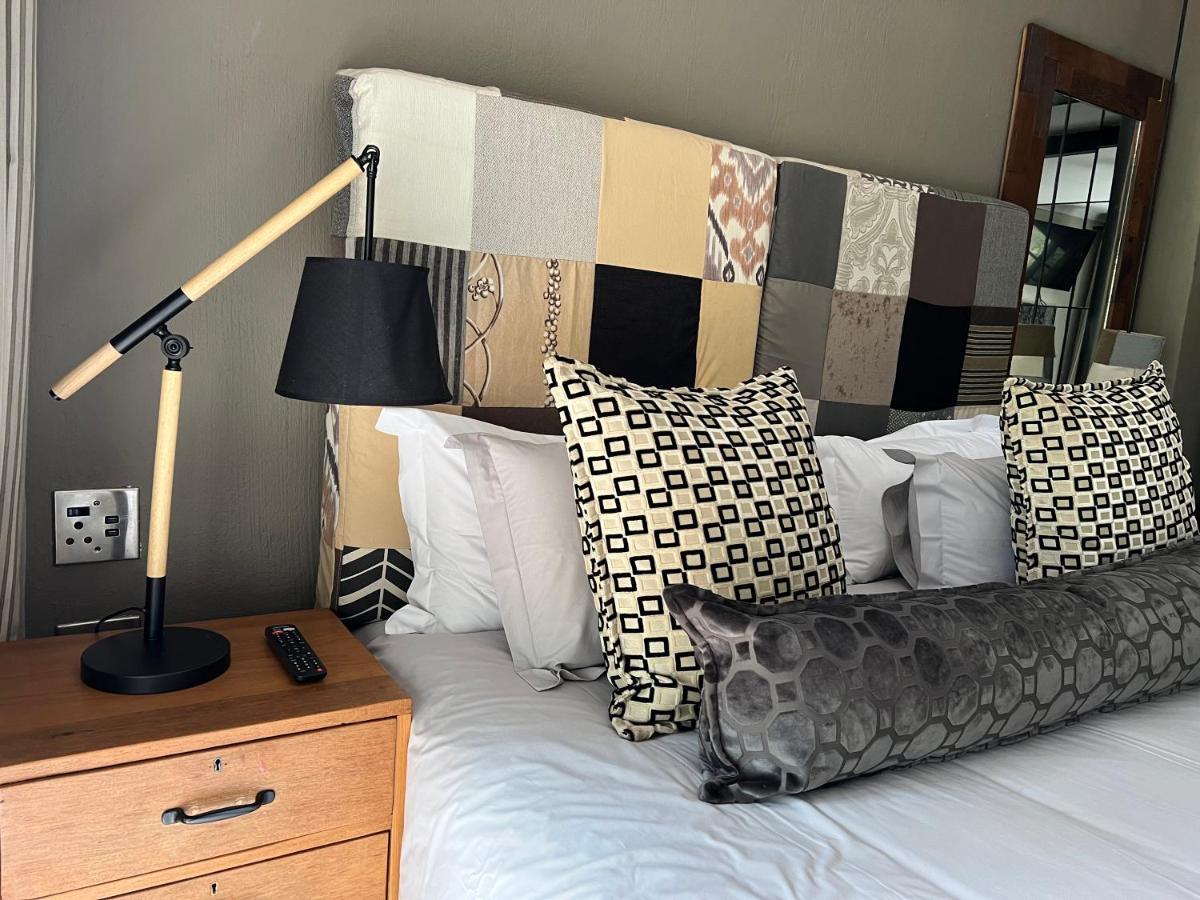 Four20 Bespoke Hotel Йоханесбург Екстериор снимка